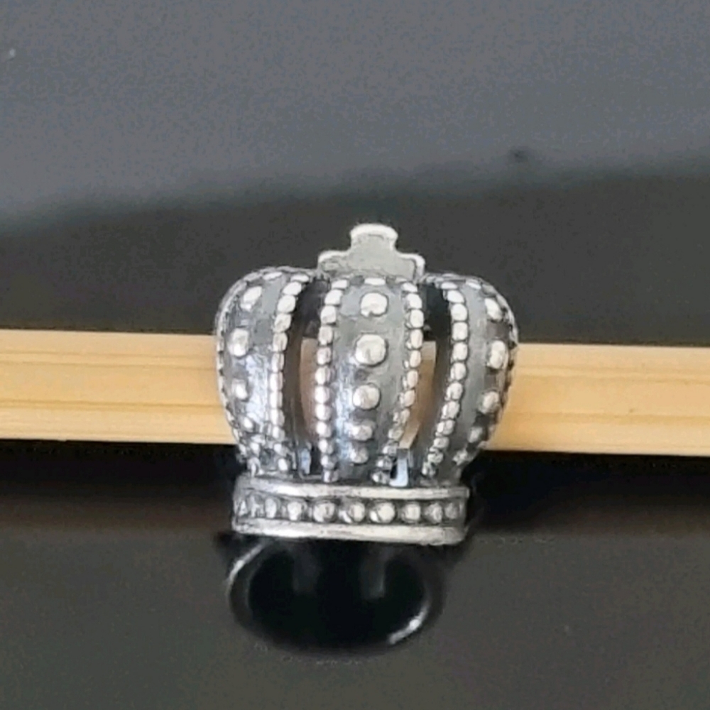 Authentic Pandora charm crown princess , queen #790930CZ - Picture 13 of 16